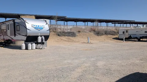 D-Row / Back in site — image 1 of 1