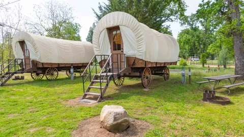 Conestoga Wagon 1 King, 2 Twin Bunk — image 1 of 3