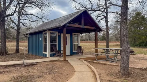 Deluxe Cabin — image 8 of 8