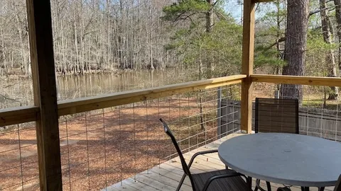 Blue Heron Cabin — image 2 of 9