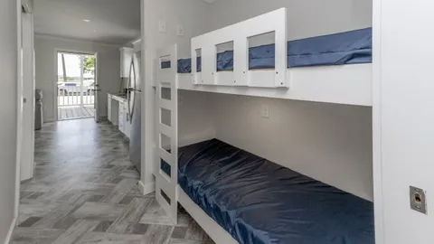 Cape Cottage — image 2 of 17