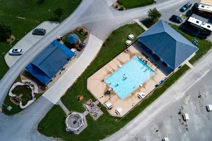 Whispering Hills RV Park – photo 2