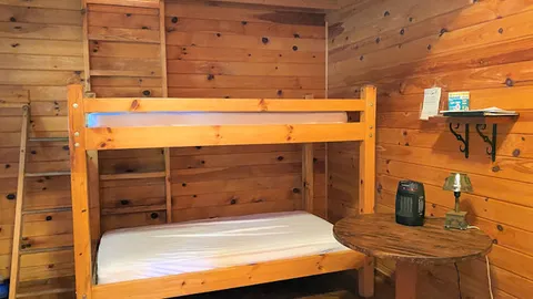 Camping Cabin (Lakeview) — image 2 of 4