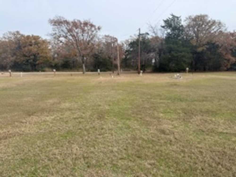 EJ's Hideaway - Donie, TX - Main Photo