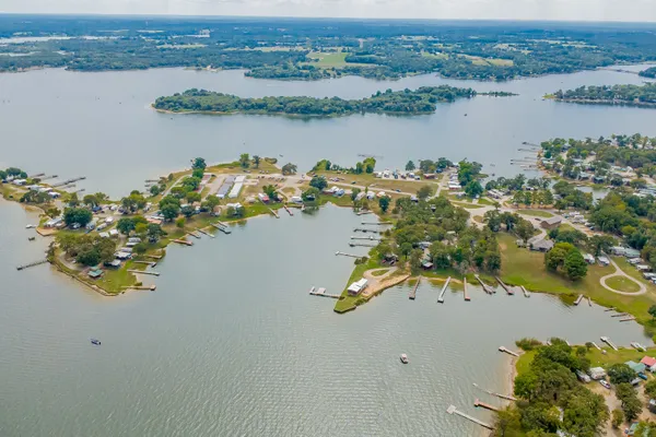 Mustang Resort - Lake Fork – photo 1
