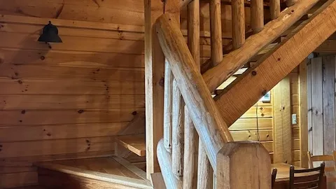 Modern Log Cabin (7Ridges) — image 12 of 12