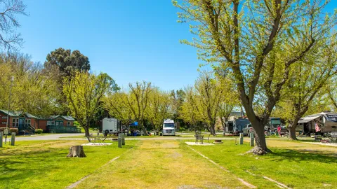 Premium Pull-Thru RV Site — image 2 of 5