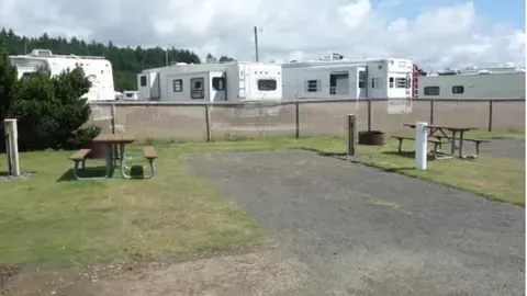 Partial Hook-Up RV Site — image 2 of 6