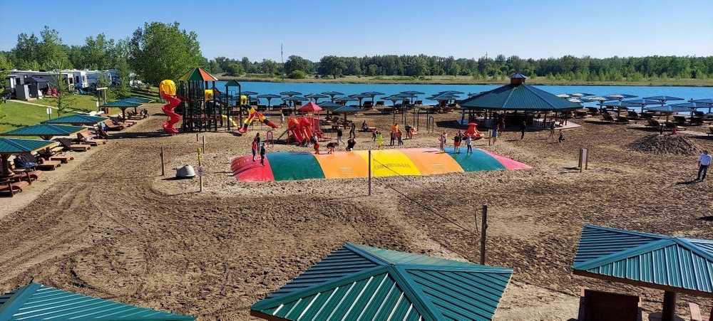 Campgrounds-R-Us - Photo 4