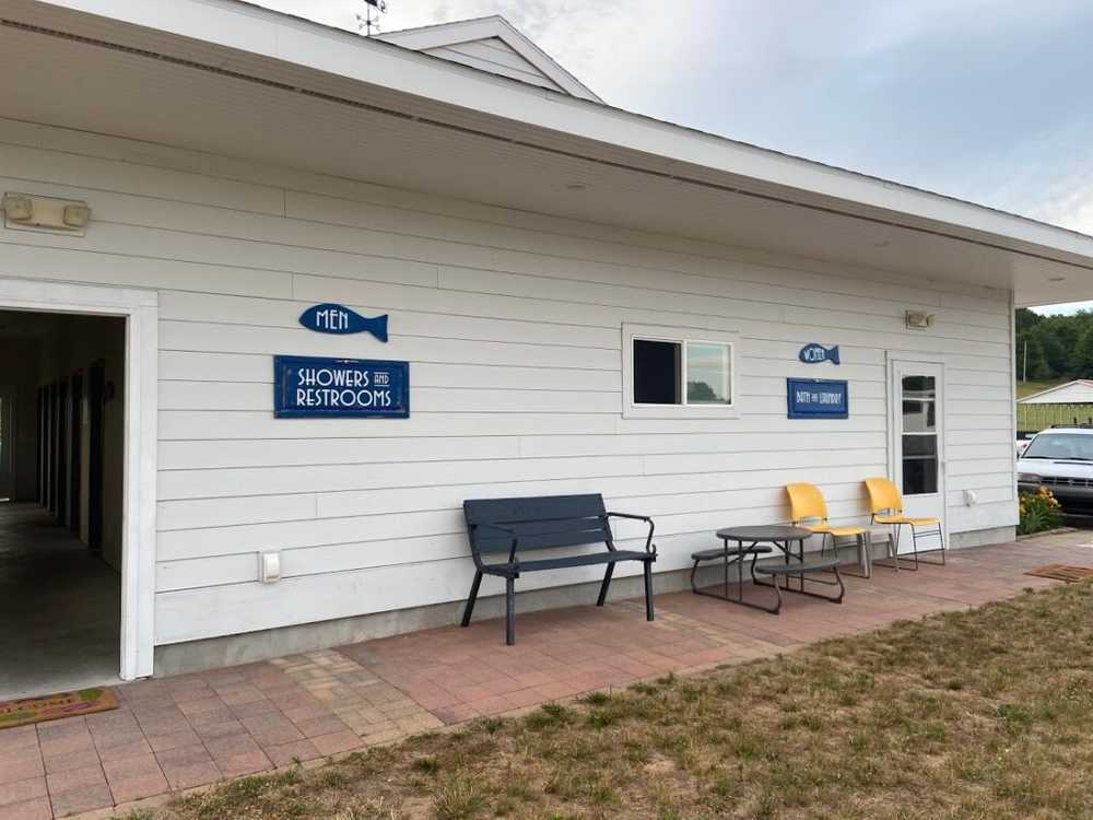 Frankfort Crystal Lake RV Resort - Photo 5