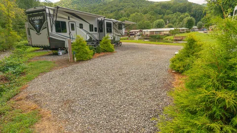 Full Hookup 50amp RV site — image 3 of 3