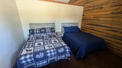 Lodge — image 7 of 7