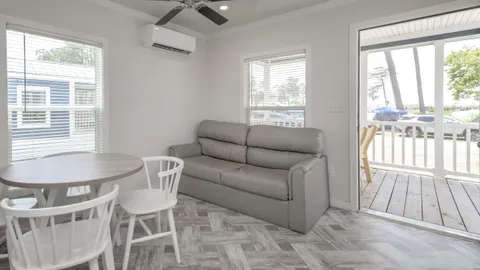 Cape Cottage — image 2 of 17