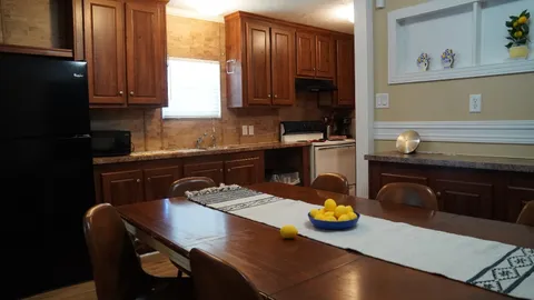 Ranger Bayou Hideaway — image 2 of 15
