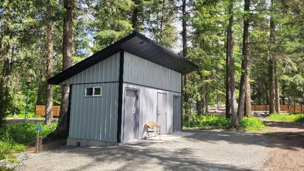 Mara Cottage Campground, Mara, British Columbia - Photo 5
