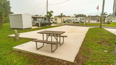 Elite Full Hookup RV Site — image 3 of 3