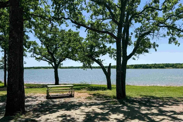 Lake Humphreys – photo 1