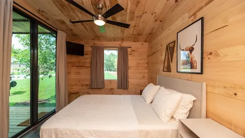 Hilltop Coyote Cabin — image 2 of 10