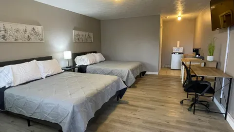 Motel Room - Two Queen Beds — image 1 of 6