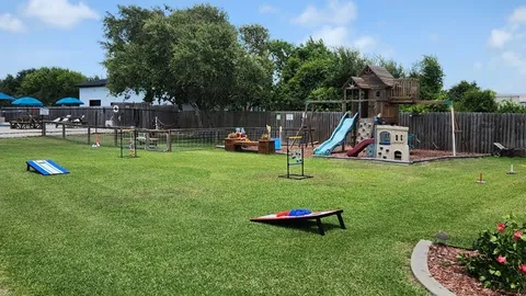 Standard Back-In RV Site — image 11 of 11