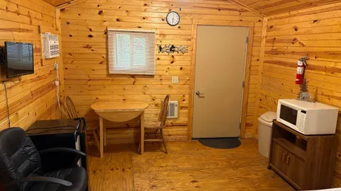 CABIN 2 — image 3 of 3