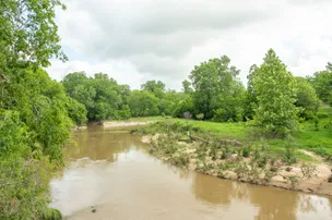 Patriot RV Park - Luling – photo 3