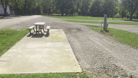 Premium Grove Pull-In (Motorhome Only) — image 1 of 1