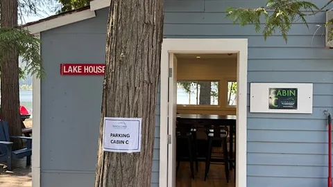 Renovated Beachfront Cabin C — image 1 of 7