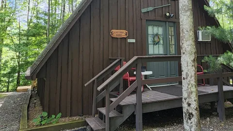 Dogwood House- Cabin 2 — image 1 of 9