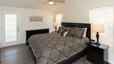 Signature Village Home 2 Bedroom — image 2 of 13