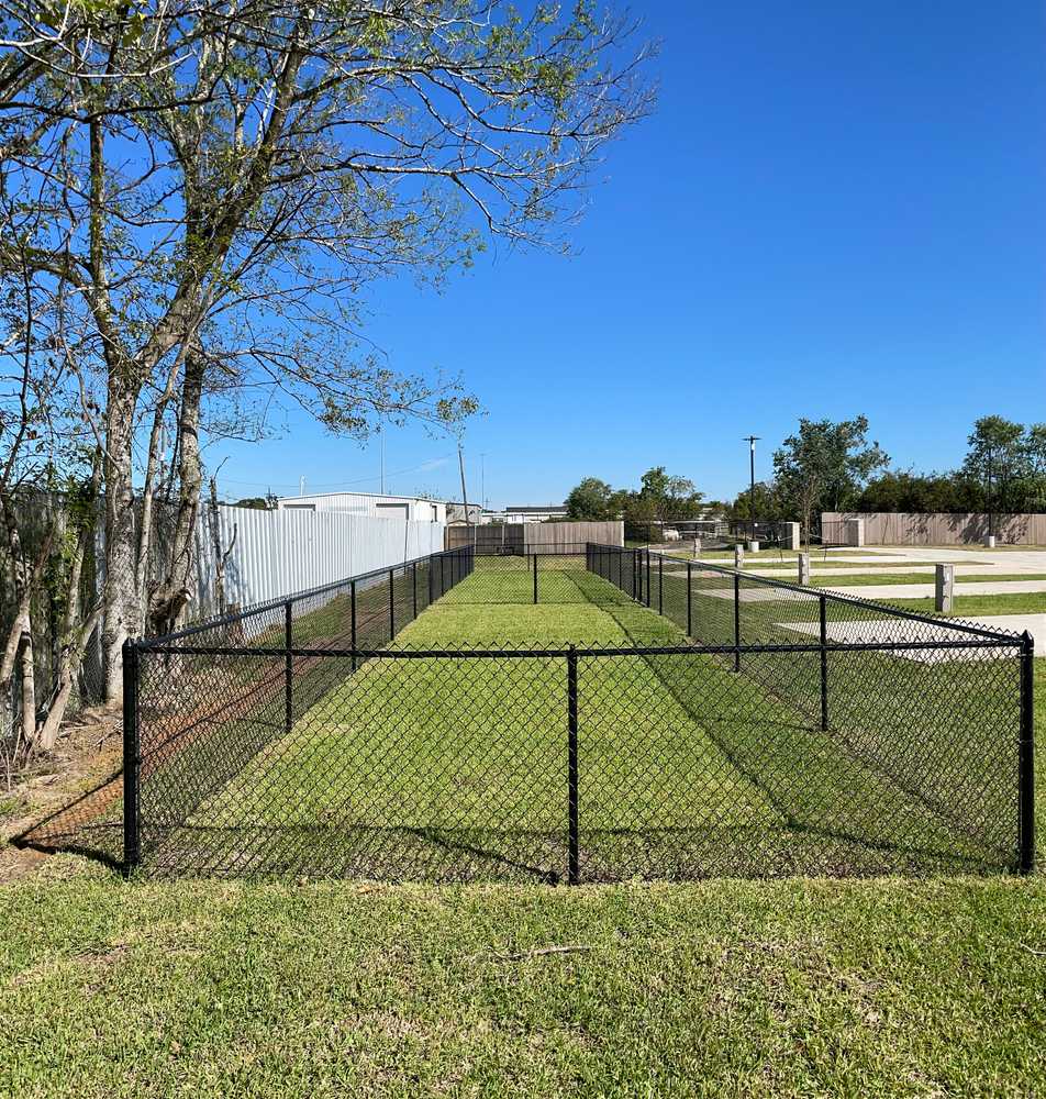 Cardinal RV Park - Photo 3