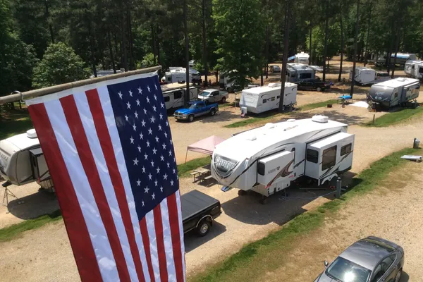 Cross Winds Family Campground – photo 1