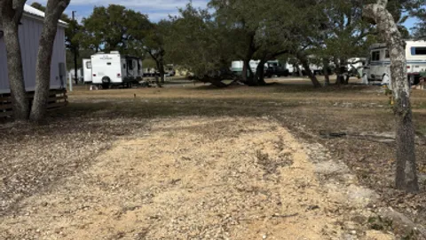 Standard Back-In RV — image 2 of 4