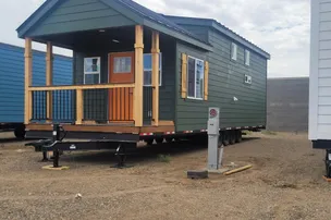 Whistlestop Luxury RV Park – photo 3