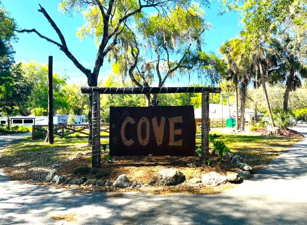 The Cove Pub Campground - Photo 2