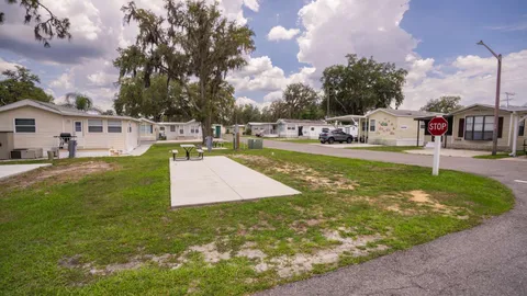 Standard Full Hookup RV Site — image 1 of 3