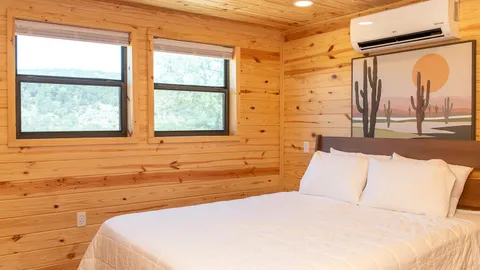 Cypress Cabin — image 2 of 11