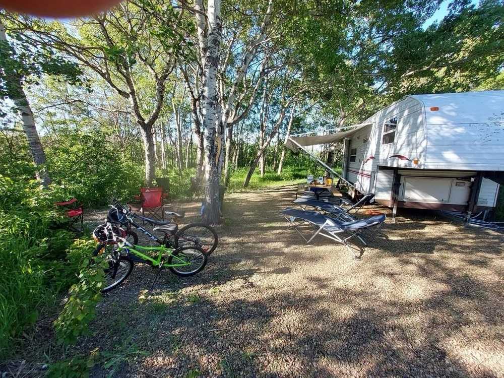 Handhills High-Country Hideaway - Delia, Alberta - Photo 2