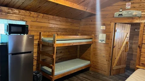Premier Cabin — image 2 of 7