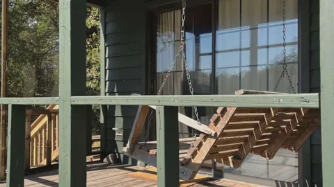 Riverside Village: One Bedroom Cabin, with Bunks — image 2 of 9