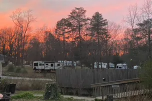 Ivy Acres RV Park – photo 2