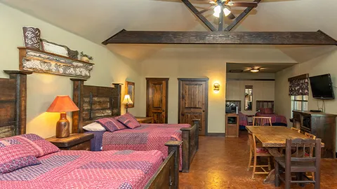 Ranger Smith™ Cottage — image 2 of 9