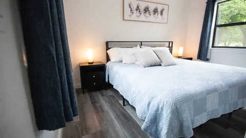 Riverfront Premium Cabin — image 2 of 13