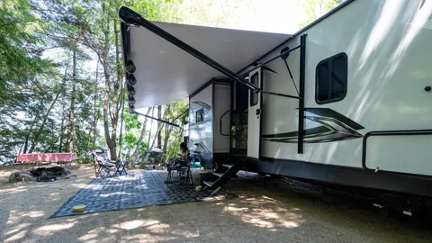 Deluxe RV Site — image 5 of 5
