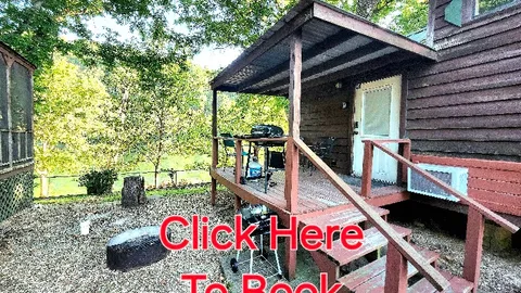 Humpy Fly Cottage — image 1 of 20
