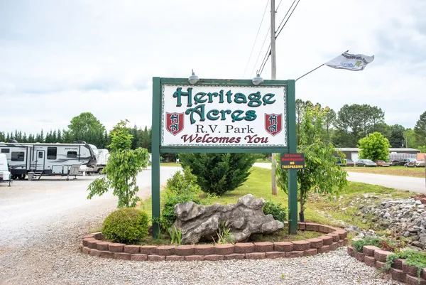 Heritage Acres RV Park, Tuscumbia, Alabama campground
