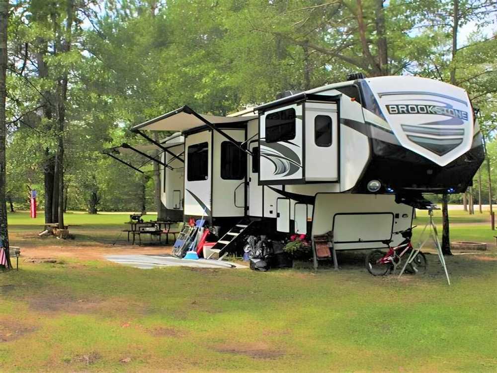 Twin Bears Wooded Campground - Indian River, MI - Photo 3