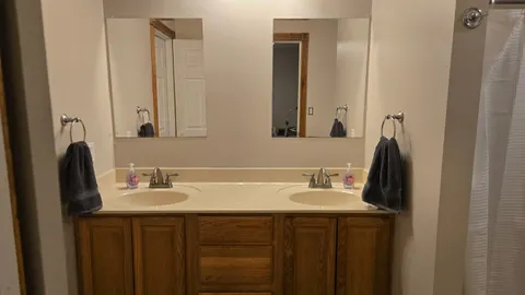 Family Condo — image 12 of 12