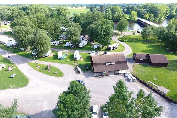 Riverbend RV Park – photo 1