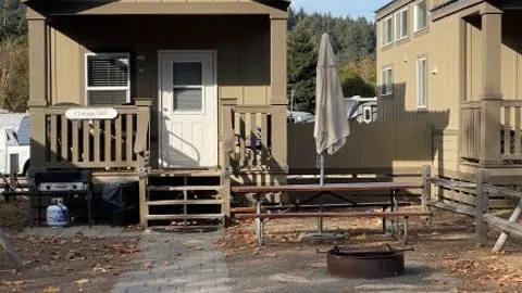 Cottage — image 1 of 9